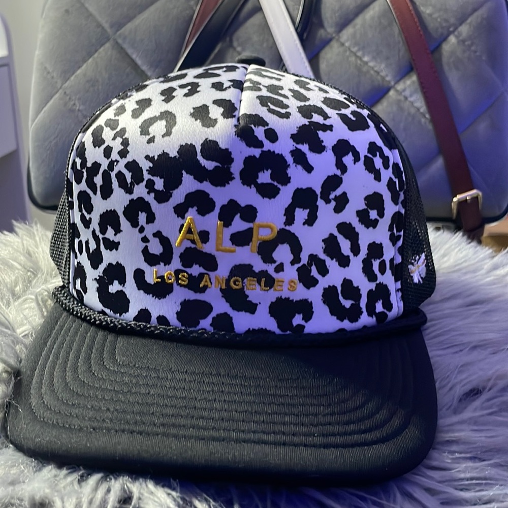 alp hat